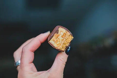 Батончик Сникерс